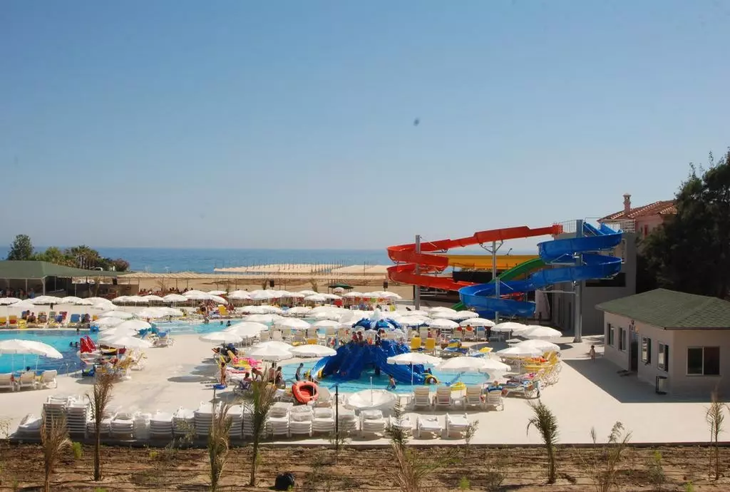 hotel hedef beach resort alanya_shabavizparvaz_02.jpg